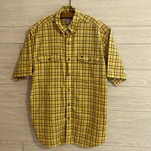 Carhartt plaid short sleeve shirt. Size L